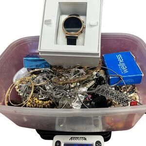 Untested and unsearched Jewerly and watch lot